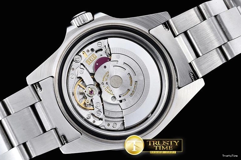 0716 ROLSD061 – SeaDweller UrbanChic 1020